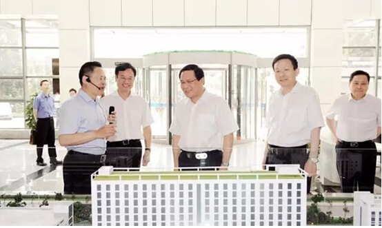 手持式合金分析儀